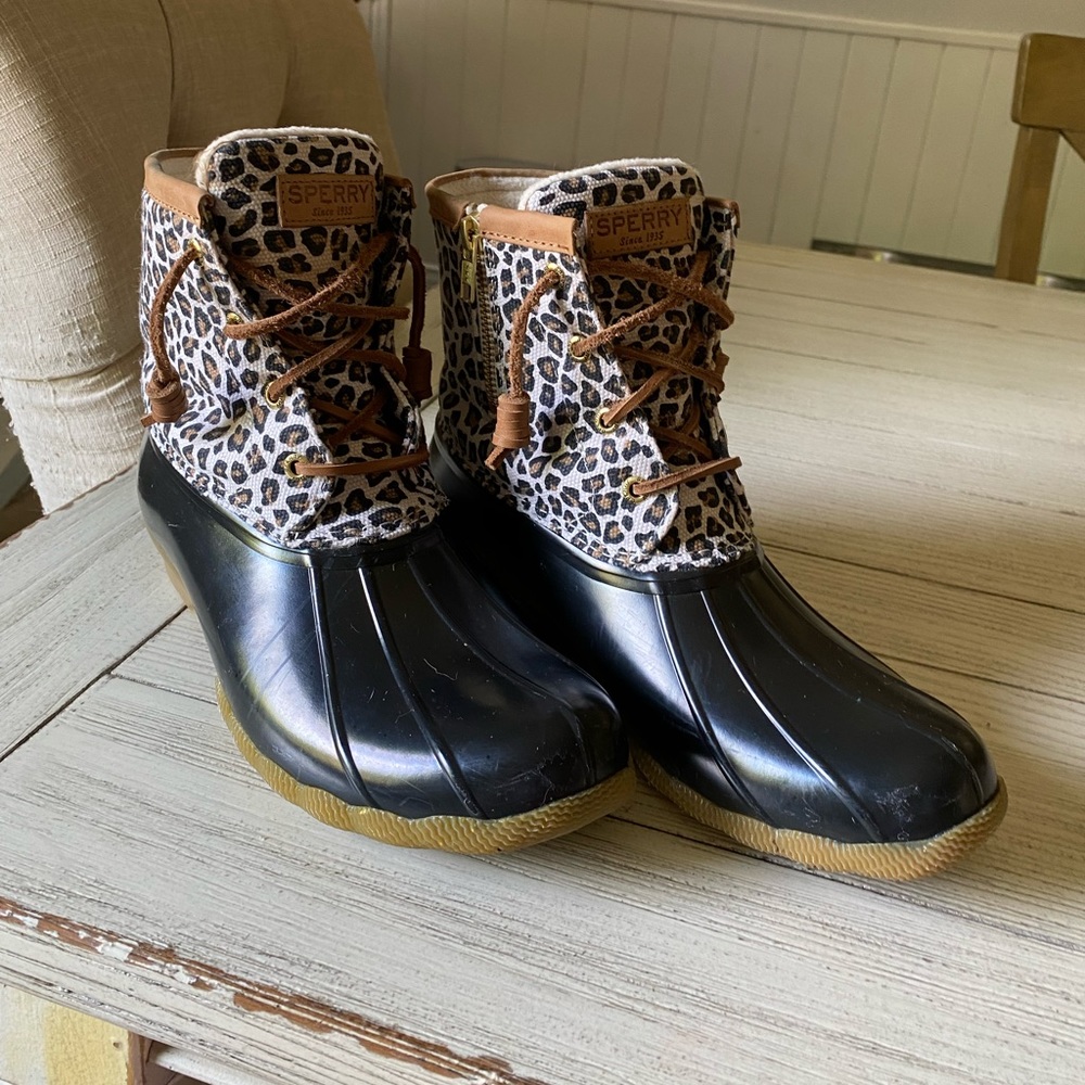 Sperry saltwater animal print  duck boot